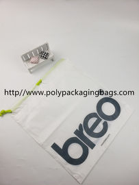 La aduana imprimió las pequeñas bolsas de plástico del lazo de Apple con el dispositivo de protección en caso de volcamiento del tirón del algodón