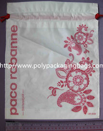 Pequeños bolsos de lazo plásticos blancos reciclables con la flor impresa para la ropa interior