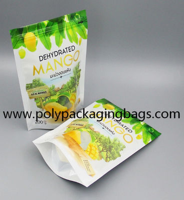 El soporte del papel de aluminio encima del bolso Ziplock se levanta la bolsa con la cremallera para el embalaje secado del mango